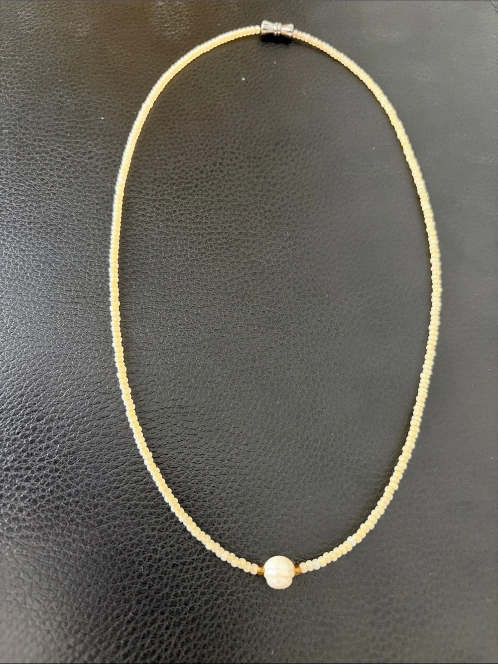Delicate Cream Beaded Necklace with Pearl Accent